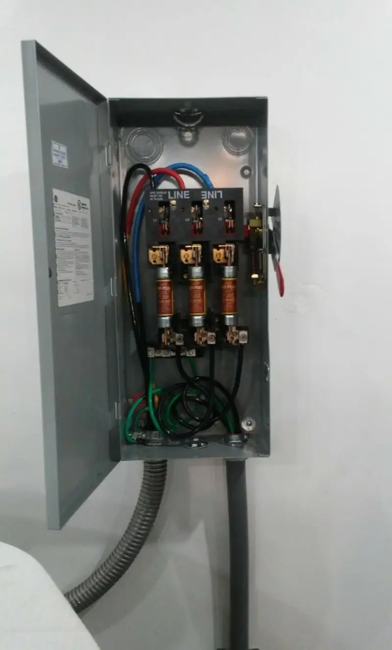 Three-phase disconnect switch installed for Electrical Wiring & Rewiring in Mather